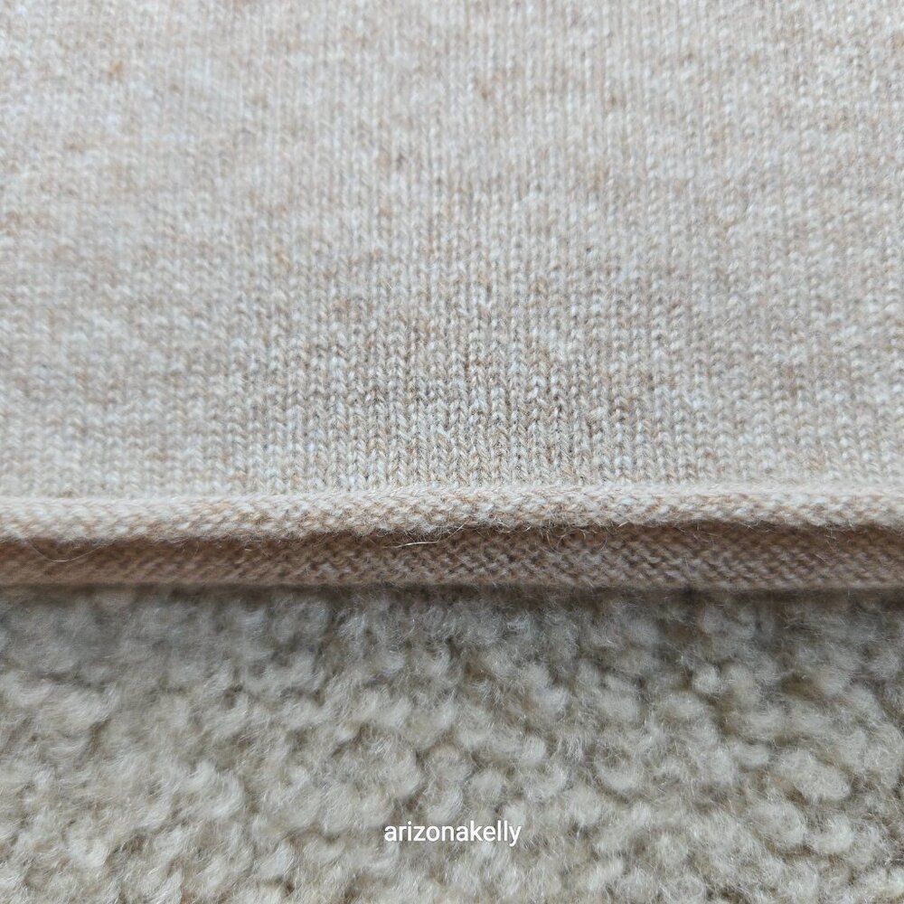 NWOT Cashmere Knit Scarf Heather Tan - Picture 4 of 12